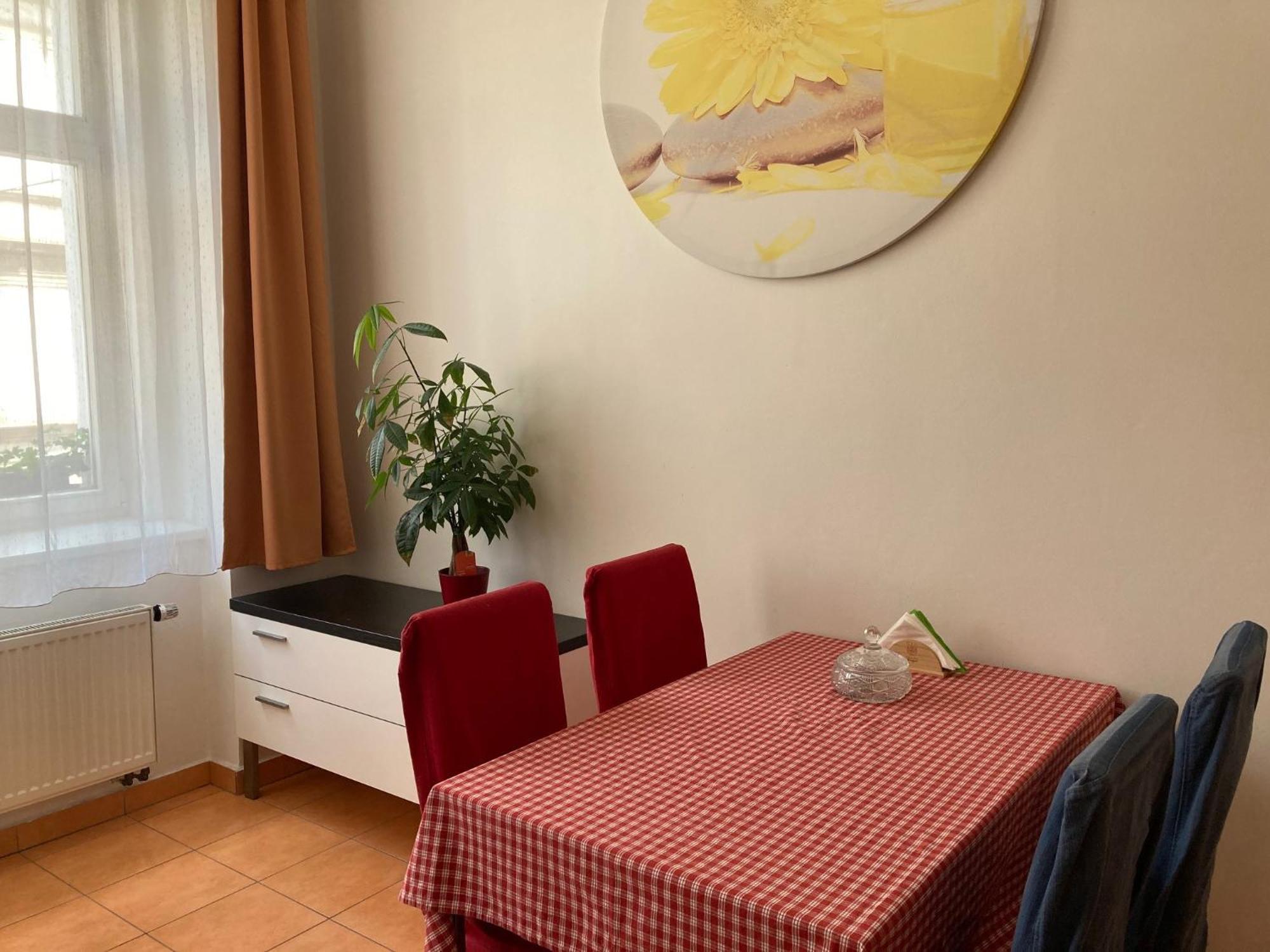 Aparthotel City 5 — Photos 3